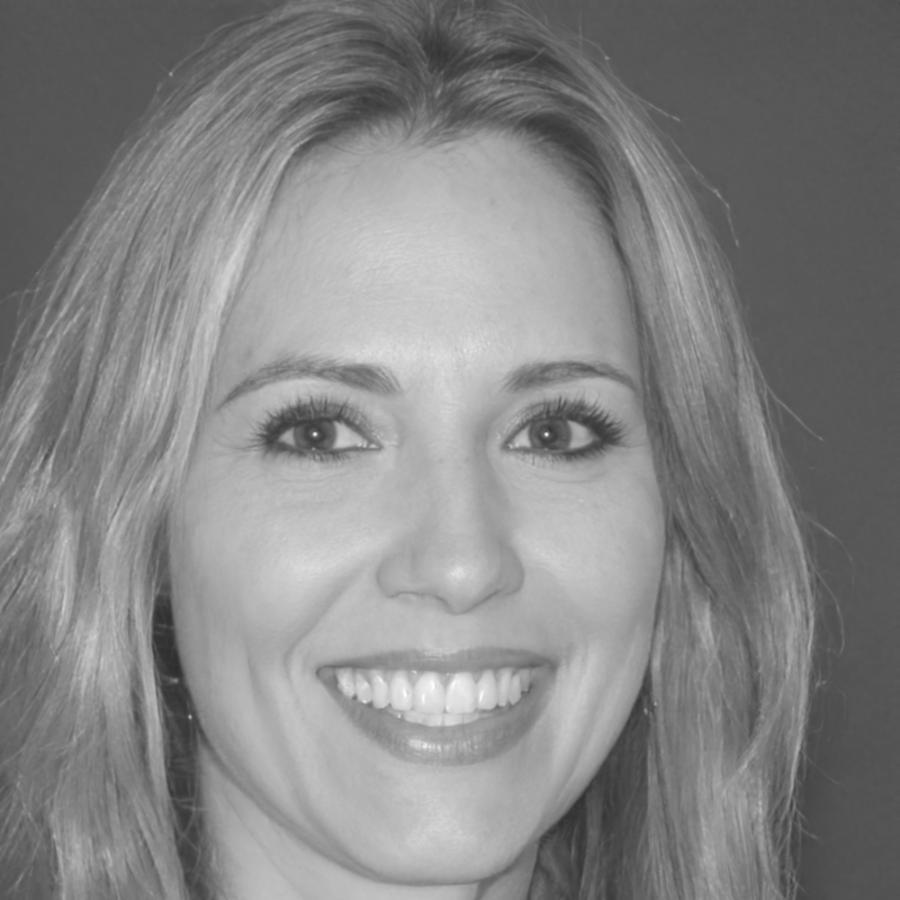 Instructora experta en tecnología financiera